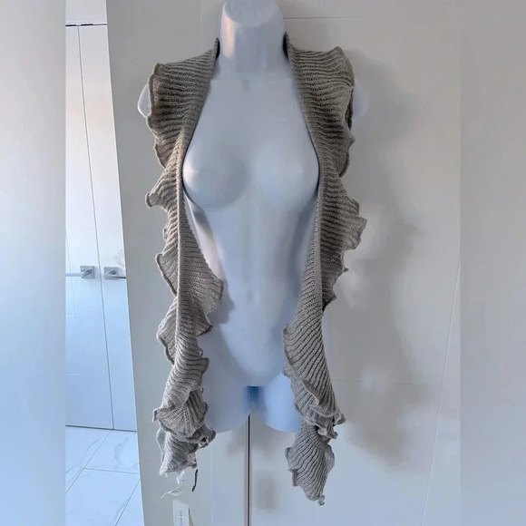 BNWT CollectionEighteen/ Ruffled knit scarf/  84”long - Picture 7 of 12